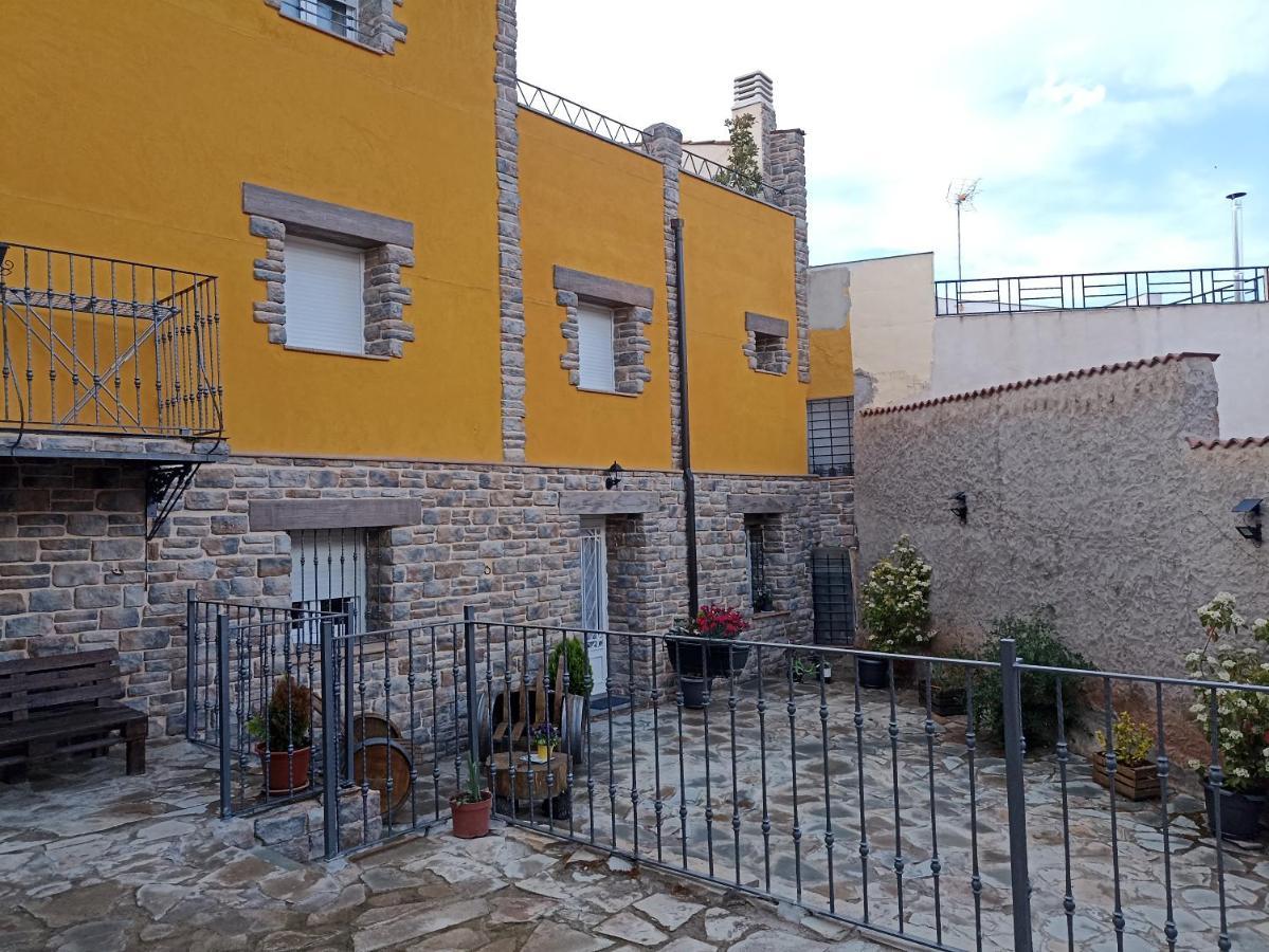 Rurales Parajes De Piedra *